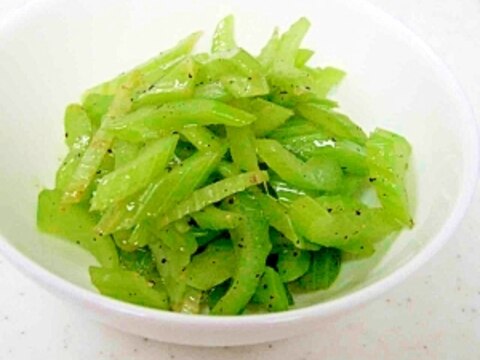 シンプル!簡単!!セロリ炒め
